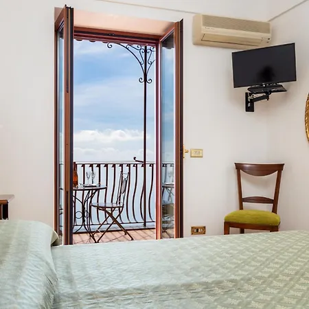 Casa Lavinia Nocelle *